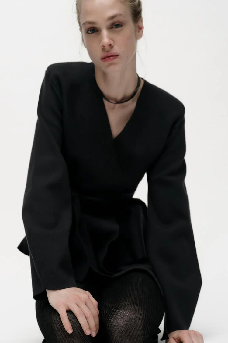BELTED BLAZER WITH SHOULDER PADS - Image 11