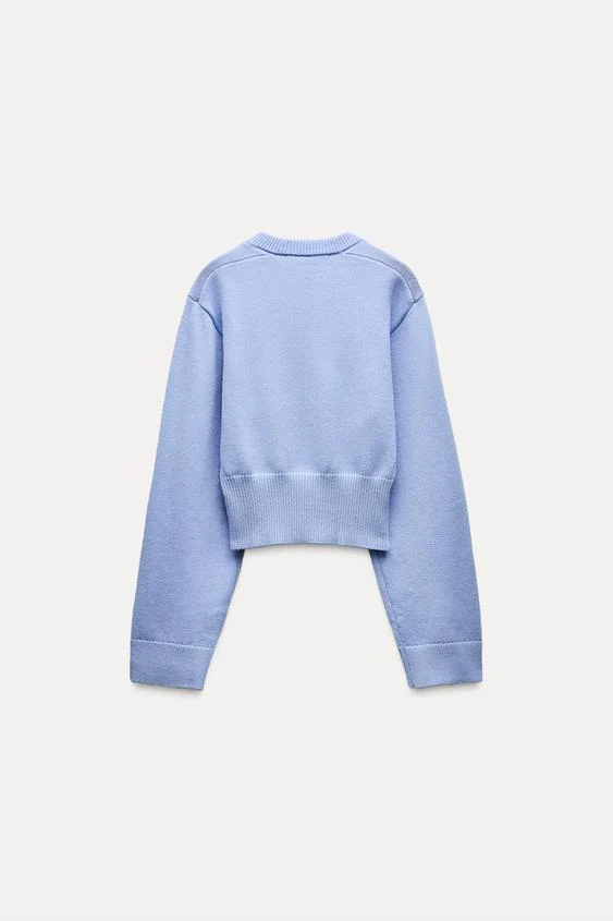 Cropped Knit Sweater with Wide Sleeves - Image 11