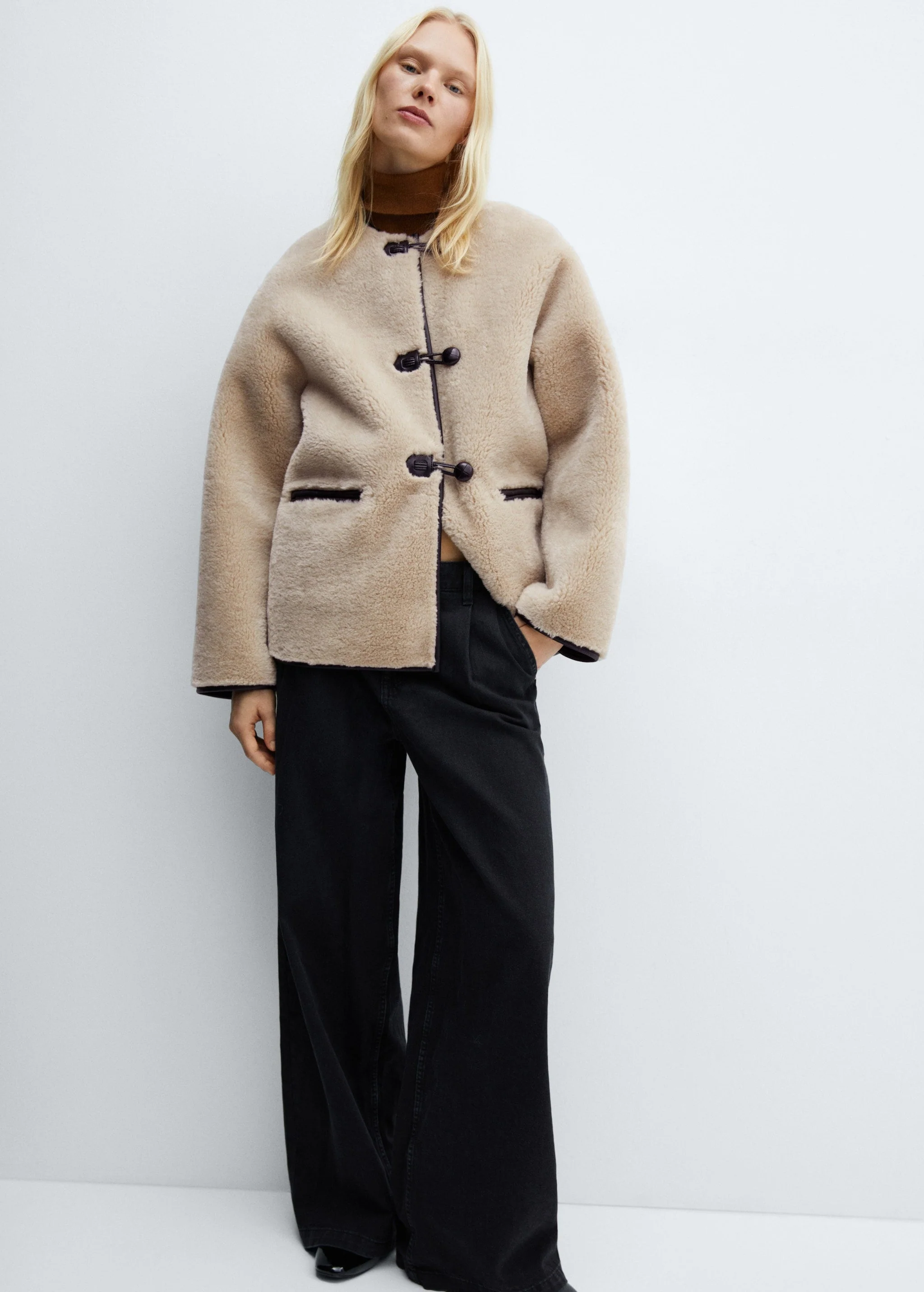 Faux fur coat with applications - Image 3