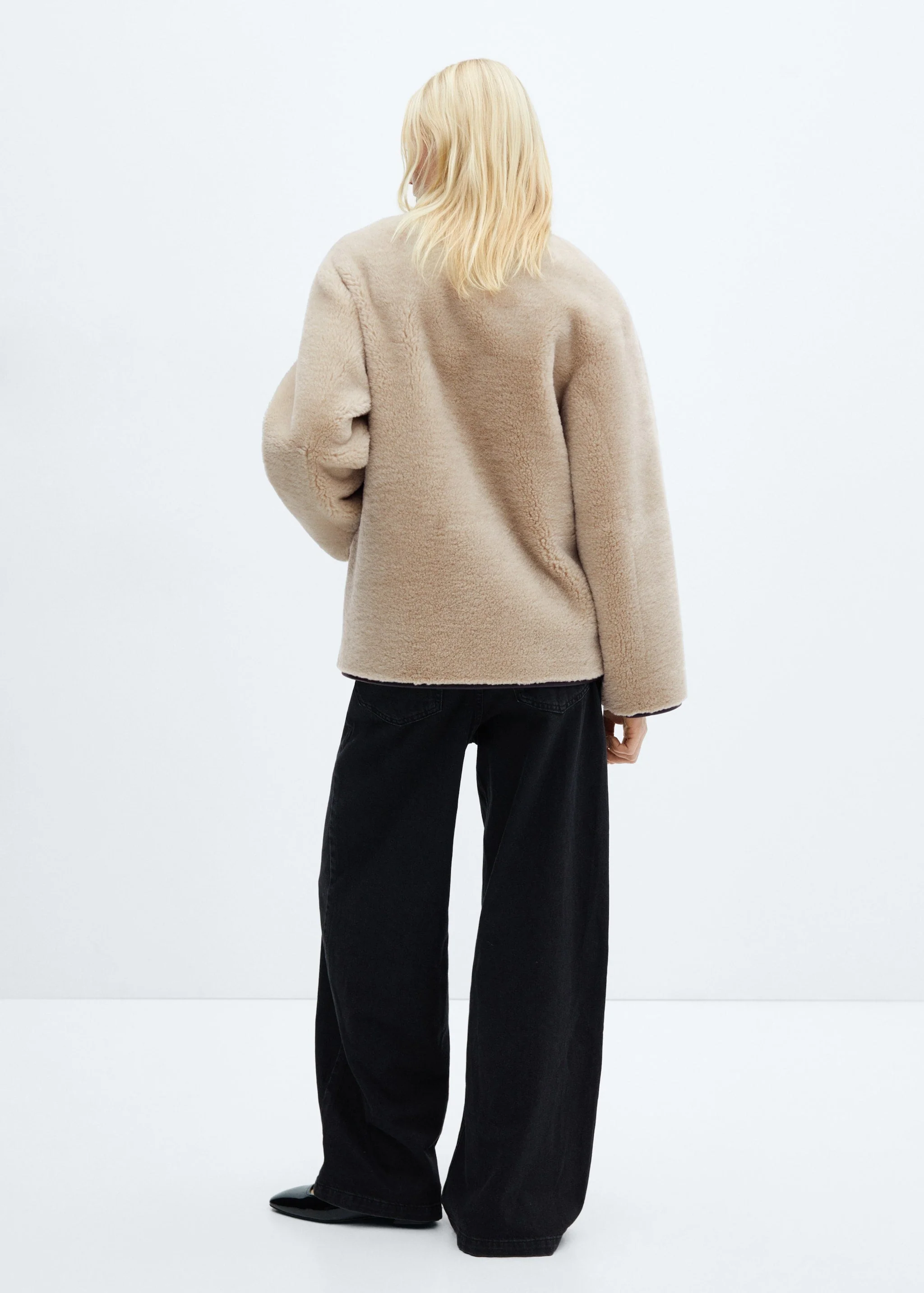 Faux fur coat with applications - Image 5