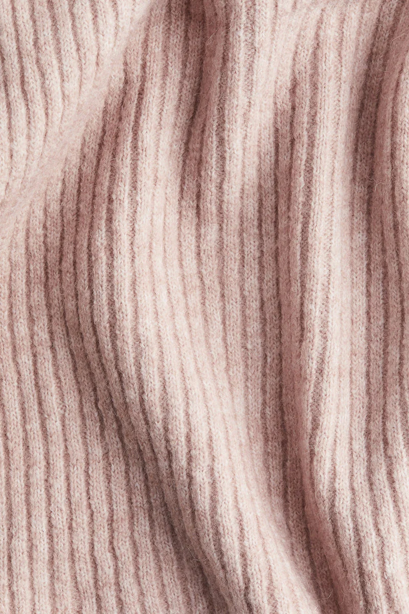 Off-the shoulder sweater - Image 18